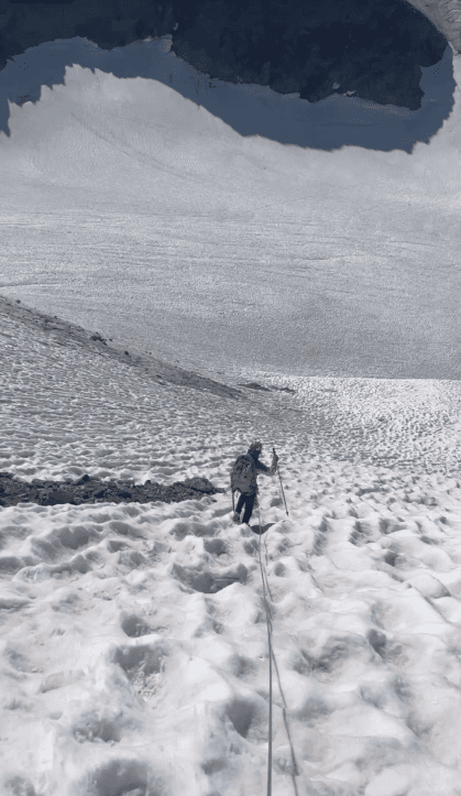 Descending from 3200m